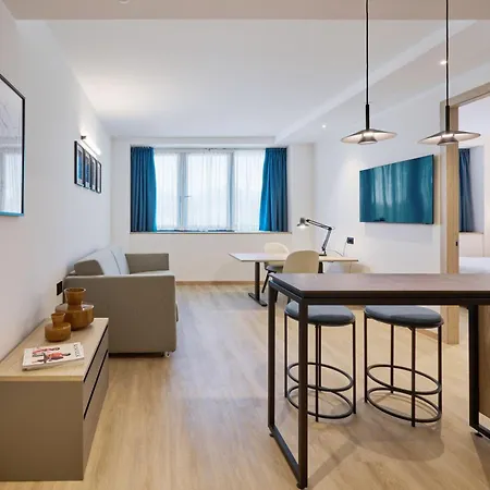 Rmh Raffaello 4* Módena