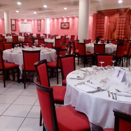 Hotel Rmh Raffaello Módena
