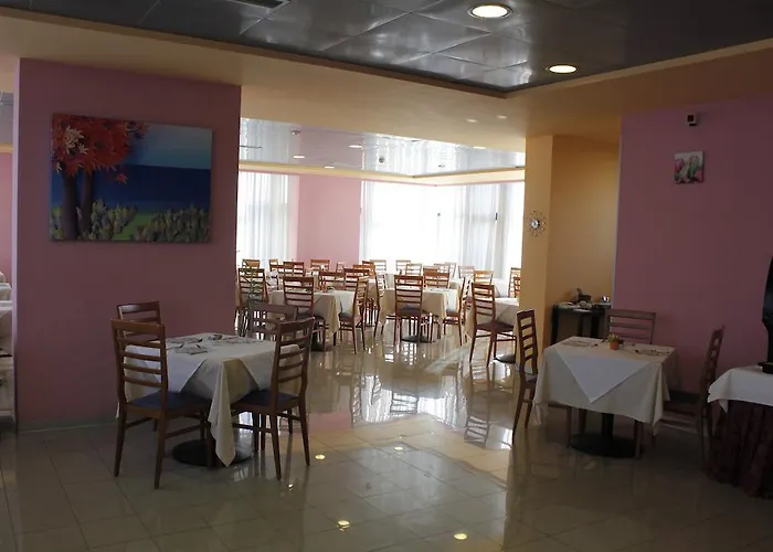 Hotel Rmh Raffaello Modena