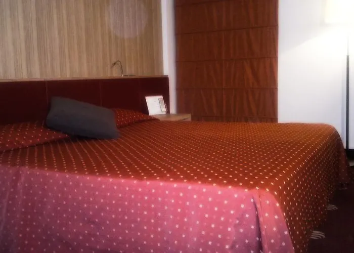 Rmh Raffaello Otel