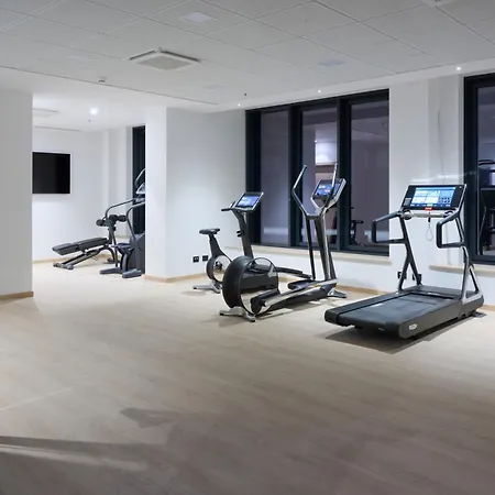 Hotel Rmh Raffaello Modena