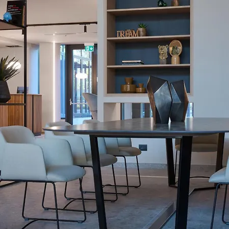 Szálloda Rmh Raffaello