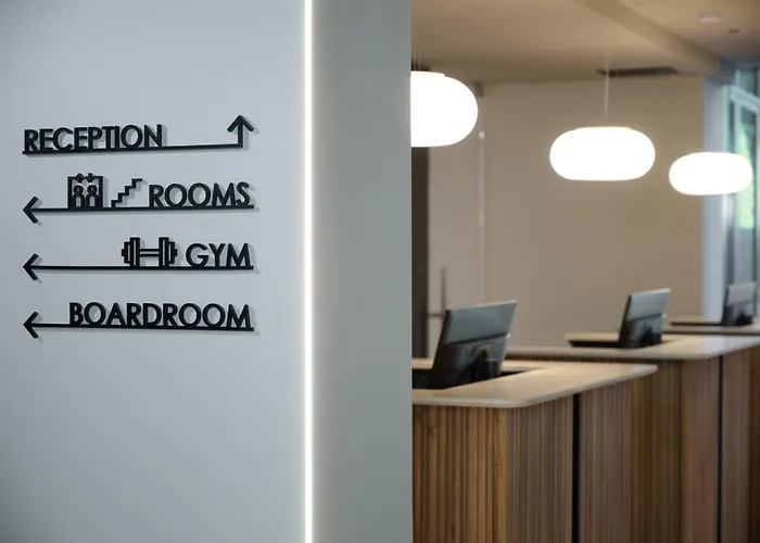 מלון Rmh Raffaello 4*